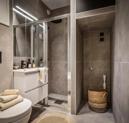 Lägenhet Stunning 2 Bedroom In Sentrum